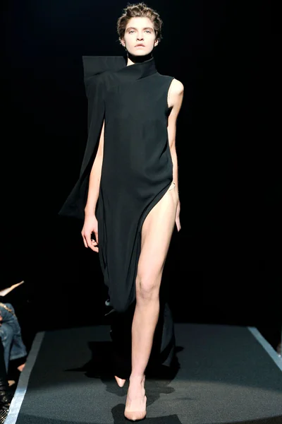 Look 17